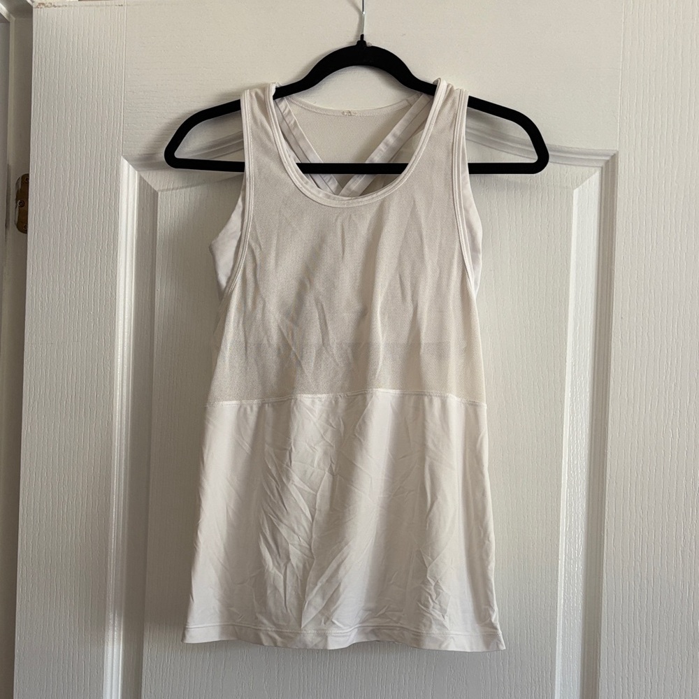 Lululemon Athletica White Tank Top with Built-In Sports Bra